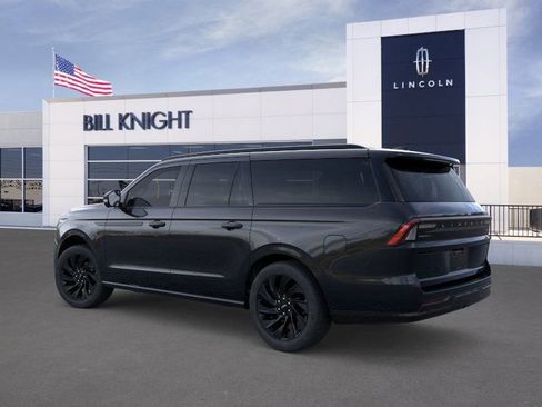 New 2026 Lincoln Navigator L Reserve w/ Jet Appearance Package image 4