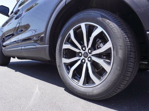 Used 2020 Ford Explorer ST w/ Premium Technology Package AWD/4WD image 6