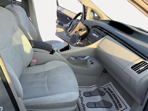 Used 2011 Toyota Prius Two FWD image 9