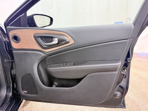 Used 2015 Chrysler 200 C w/ Navigation & Sound Group I image 23