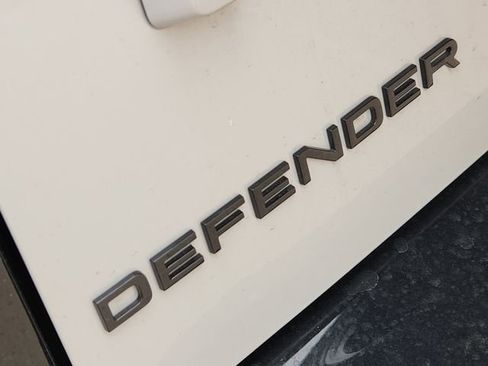 New 2026 Land Rover Defender 110 X-Dynamic SE AWD/4WD image 8