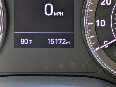 Used 2021 Hyundai Venue w/ Cargo Package image 22