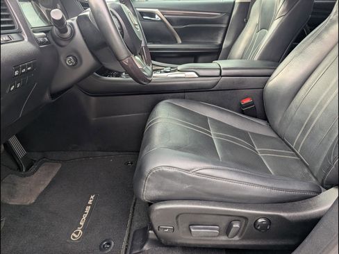 Used 2017 Lexus RX 350 350 4D Sport Utility w/ Luxury Package image 11