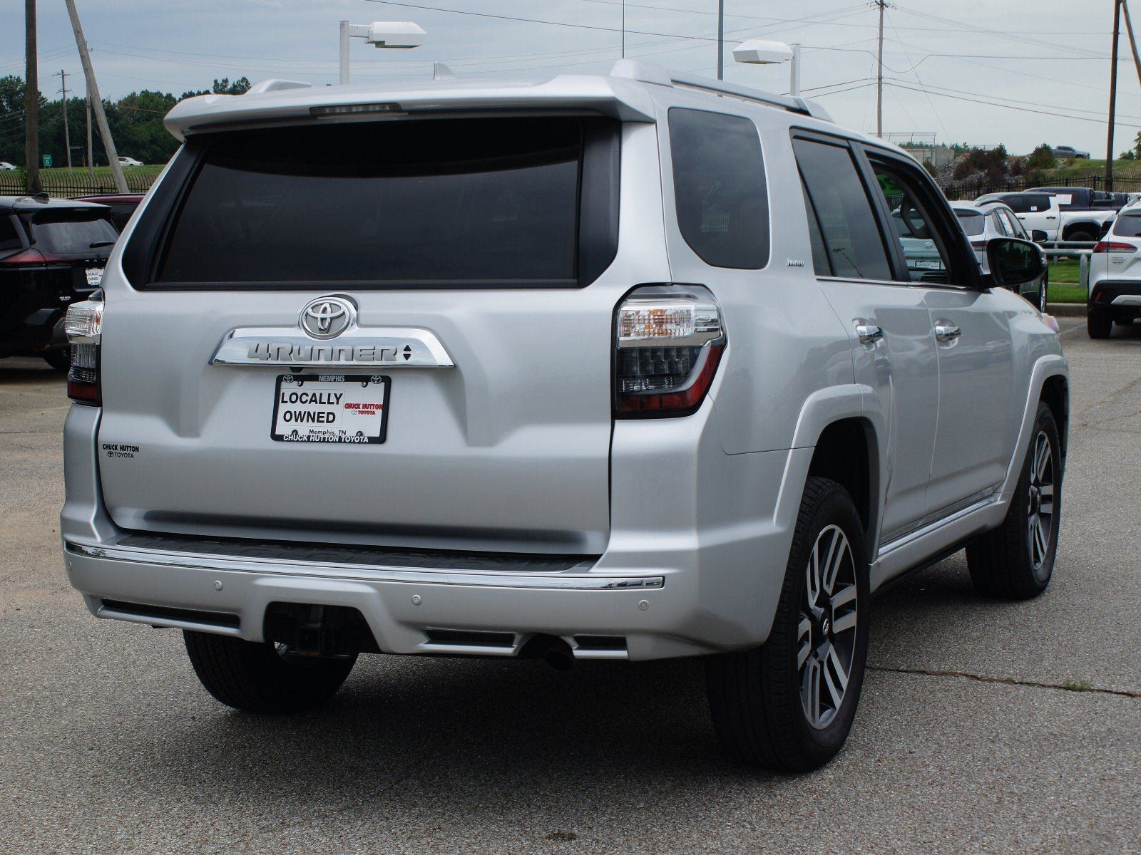 Used 2024 Toyota 4Runner Limited AWD/4WD image 21