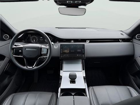 Used 2025 Land Rover Range Rover Evoque S AWD/4WD image 9