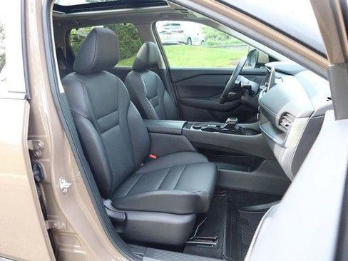 Certified 2024 Nissan Rogue SV w/ SV Premium Package AWD/4WD image 26