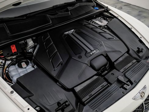 Used 2019 Bentley Bentayga image 99