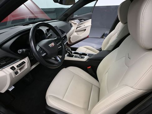 Used 2021 Cadillac CT4 Premium Luxury RWD image 27