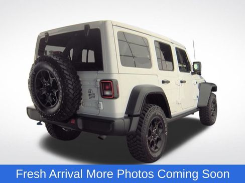 Used 2023 Jeep Wrangler Unlimited w/ Sun & Screen Package AWD/4WD image 5