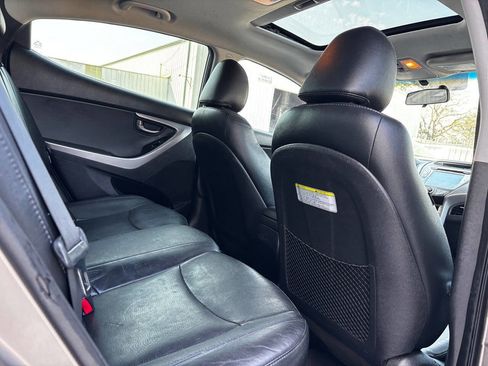 Used 2013 Hyundai Elantra Limited w/ Technology Pkg image 16