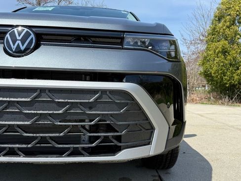 New 2026 Volkswagen Taos SE AWD/4WD image 5