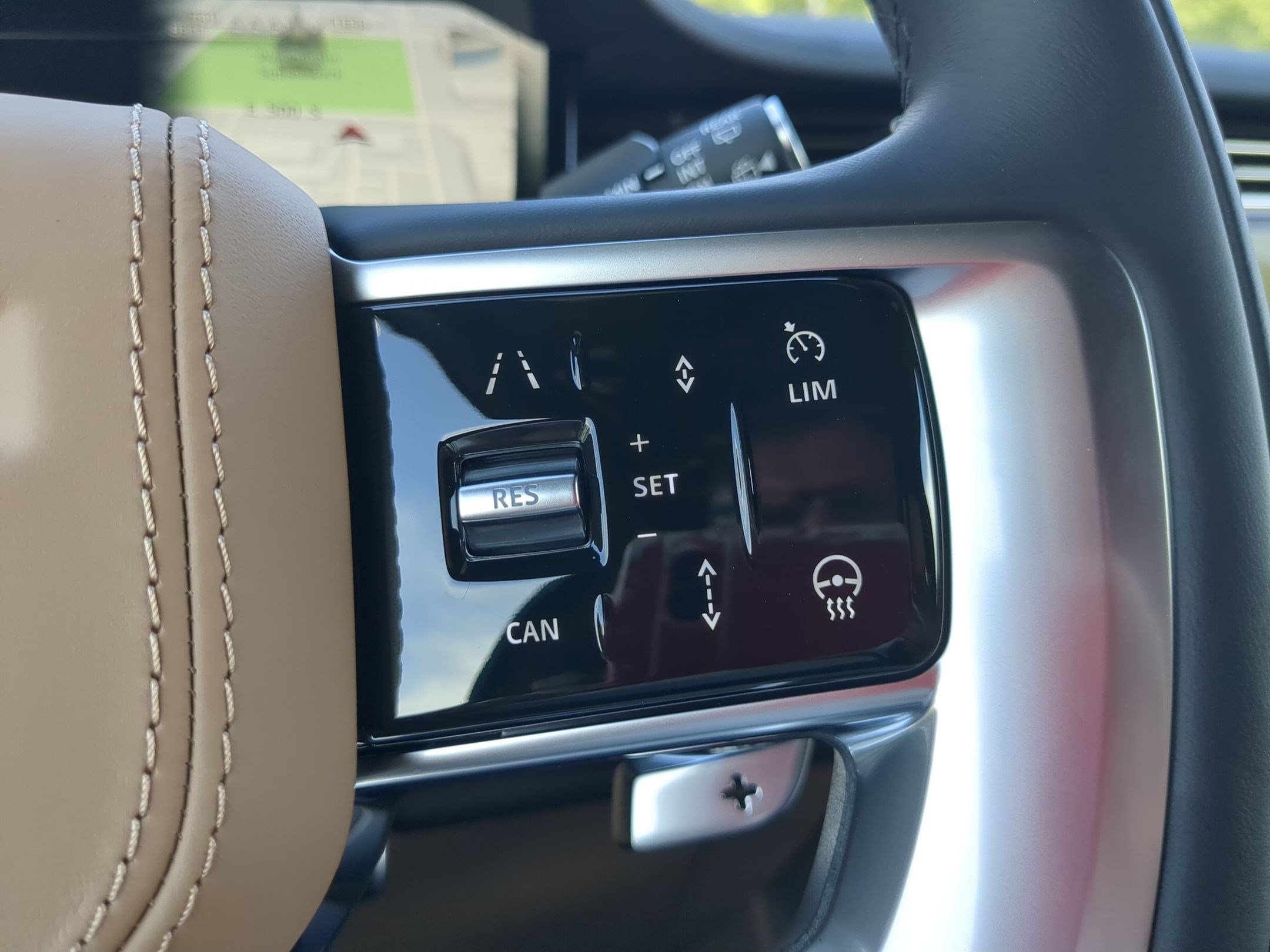 New 2026 Land Rover Range Rover SE AWD/4WD image 17