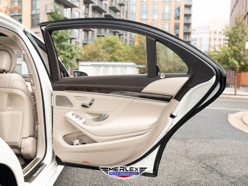 Used 2019 Mercedes-Benz S 560 Sedan image 48