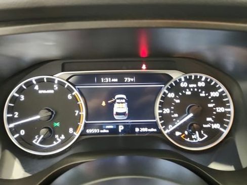 Used 2024 Nissan Rogue SV AWD/4WD image 13