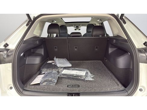 New 2026 Volkswagen Tiguan SE image 33