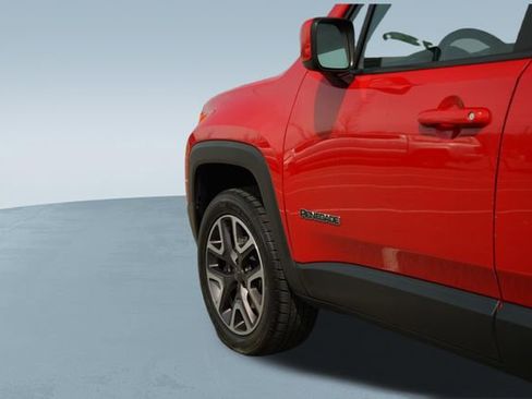 Used 2015 Jeep Renegade Latitude w/ Trailer Tow Group image 35