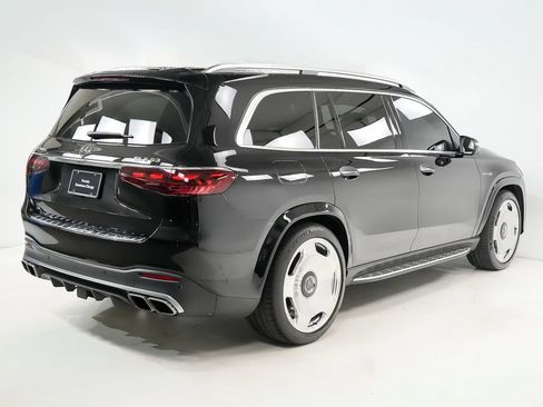 Used 2024 Mercedes-Benz GLS 63 AMG 4MATIC image 10