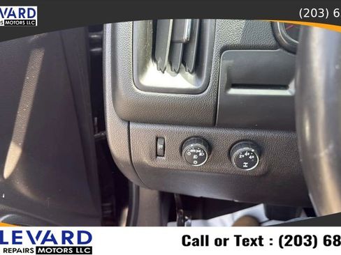Used 2016 Chevrolet Colorado LT w/ LT Convenience Package AWD/4WD image 24