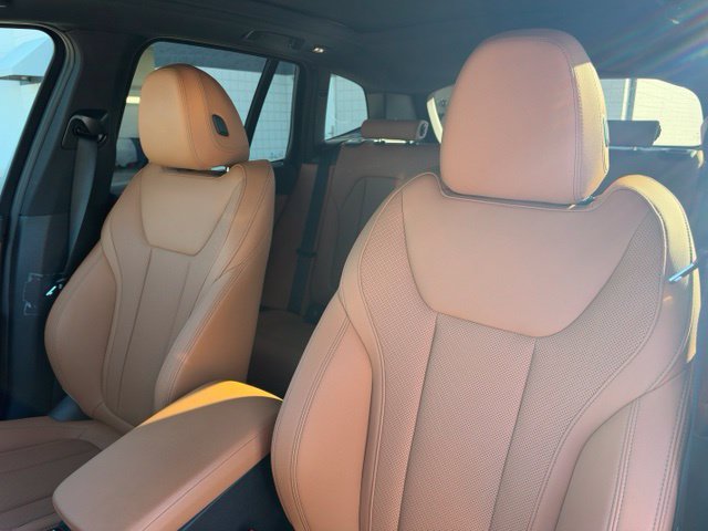Used 2023 BMW X3 M40i AWD/4WD image 17