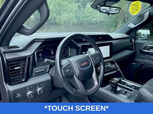 Used 2024 GMC Sierra 1500 AT4 w/ Technology Package AWD/4WD image 11