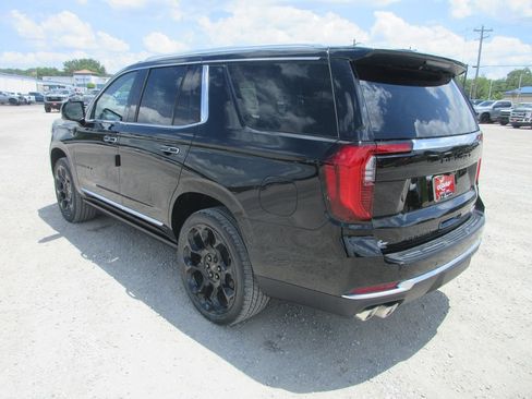 New 2026 GMC Yukon Denali w/ Denali Reserve Package AWD/4WD image 6