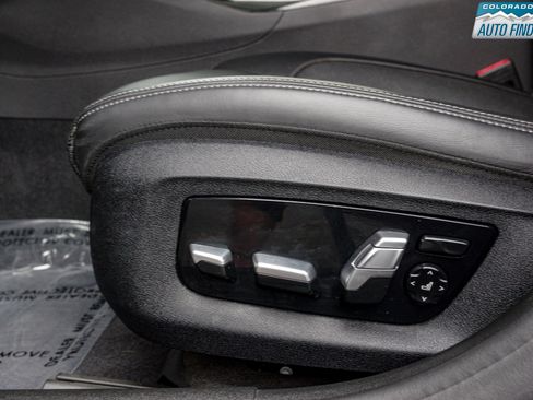 Used 2018 BMW 530i xDrive image 12