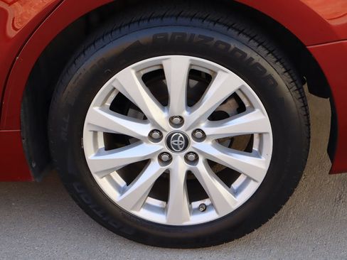 Used 2019 Toyota Camry LE FWD image 24