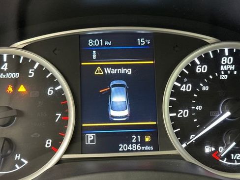 Used 2019 Nissan Sentra S image 18