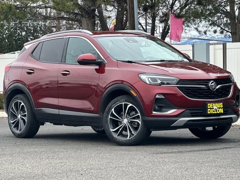 Used 2022 Buick Encore GX Essence w/ Advanced Technology Package image 1