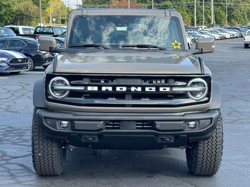 New 2025 Ford Bronco Outer Banks w/ Sasquatch Package image 16