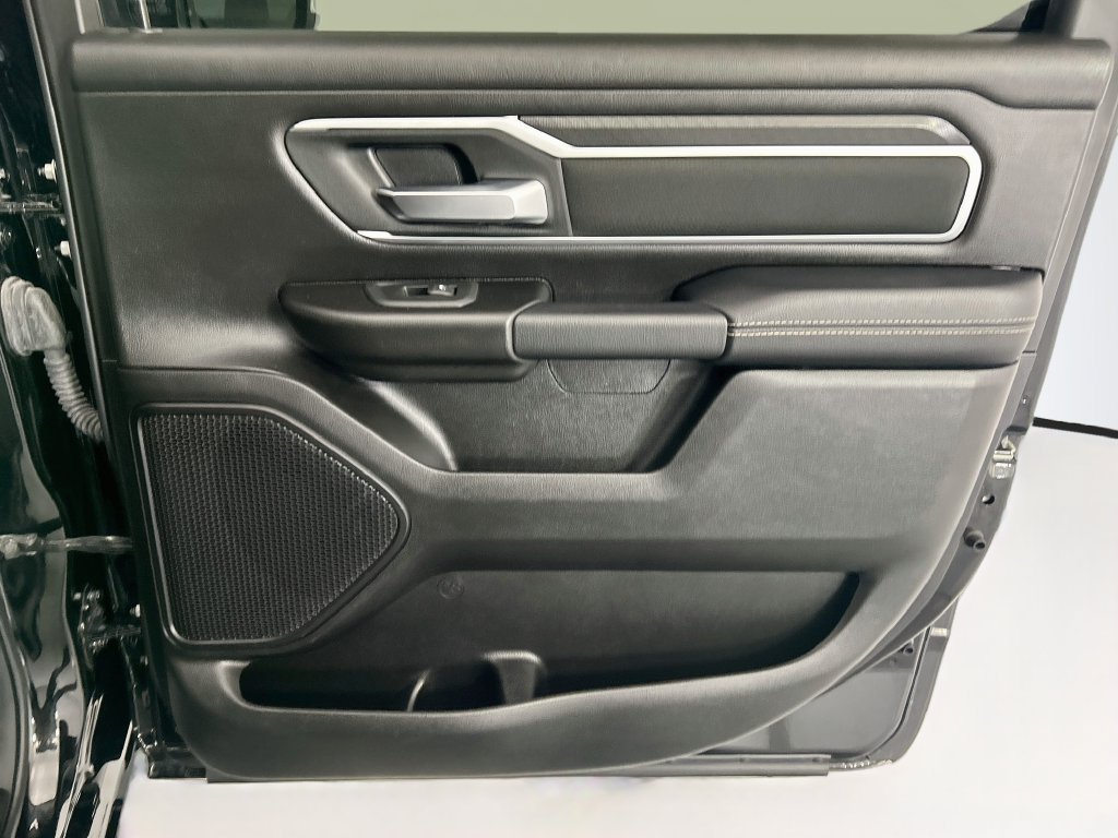 Used 2025 RAM 1500 Big Horn AWD/4WD image 26