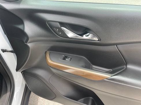 Used 2018 GMC Acadia SLE AWD/4WD image 49