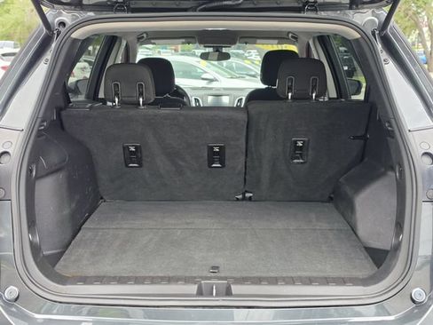Used 2018 Chevrolet Equinox LT AWD/4WD image 11