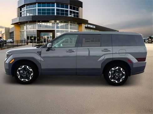 New 2024 Hyundai Santa Fe SE image 3