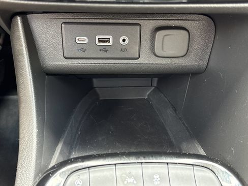 Used 2023 Buick Encore GX Select FWD image 23