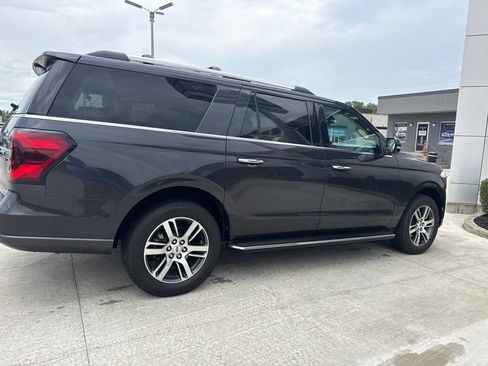 Used 2022 Ford Expedition Max Limited AWD/4WD image 24