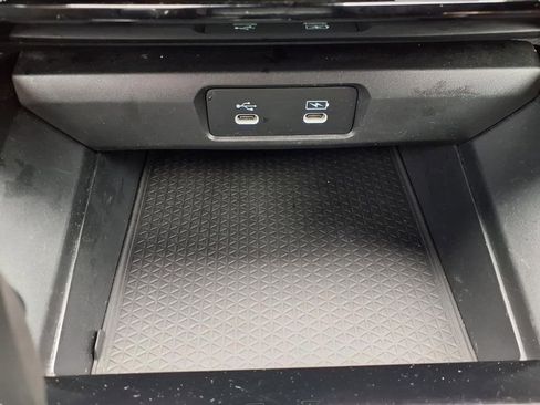 Used 2024 Honda Accord Sport image 11