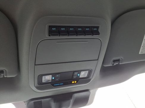 New 2026 Ford F250 XL w/ XL Chrome Package image 15