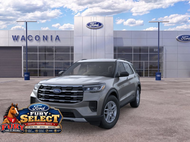New 2026 Ford Explorer Active AWD/4WD image 2