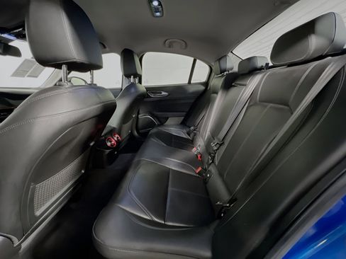 Used 2019 Alfa Romeo Giulia w/ Nero Edizione image 29