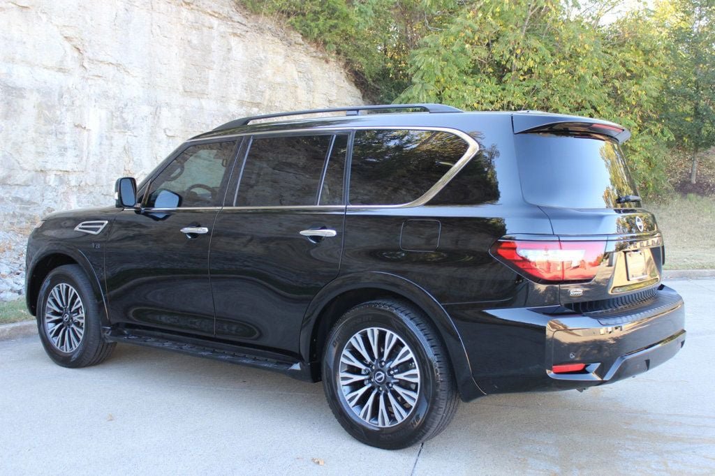 Used 2022 Nissan Armada SL w/ Midnight Edition Package RWD image 7