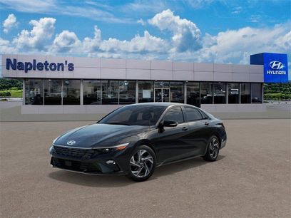 New 2025 Hyundai Elantra SEL