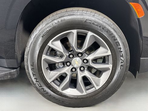 Used 2023 Chevrolet Tahoe LT w/ Luxury Package RWD image 32