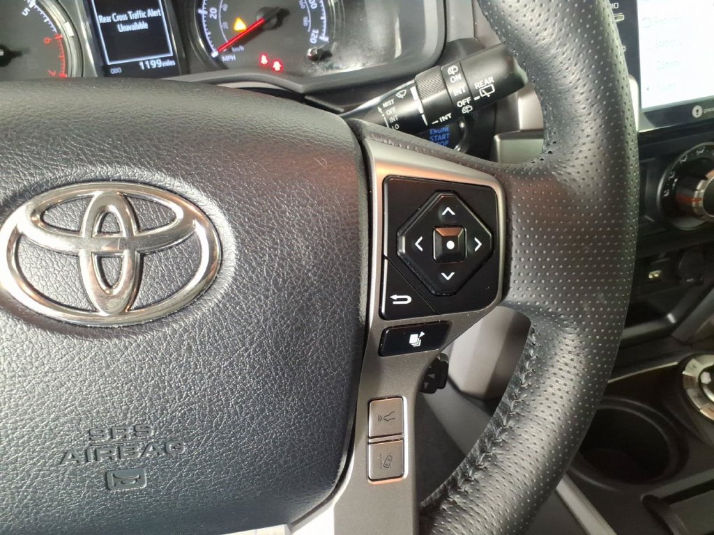 Used 2024 Toyota 4Runner SR5 Premium w/ Moonroof Package AWD/4WD image 18