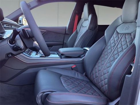 New 2026 Audi Q8 Prestige image 9