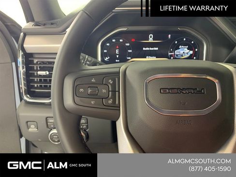 New 2026 GMC Sierra 3500 Denali w/ Denali Reserve Package AWD/4WD image 35