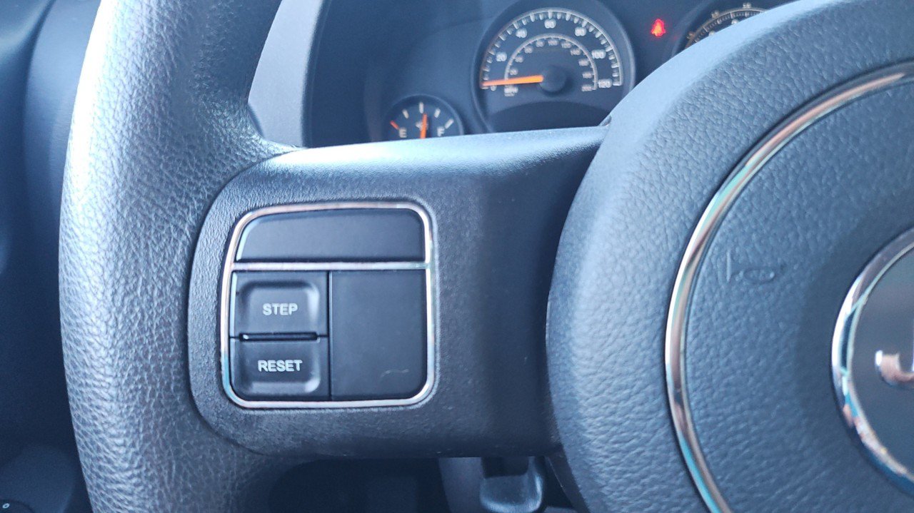 Used 2014 Jeep Patriot Sport w/ Power Value Group FWD image 14