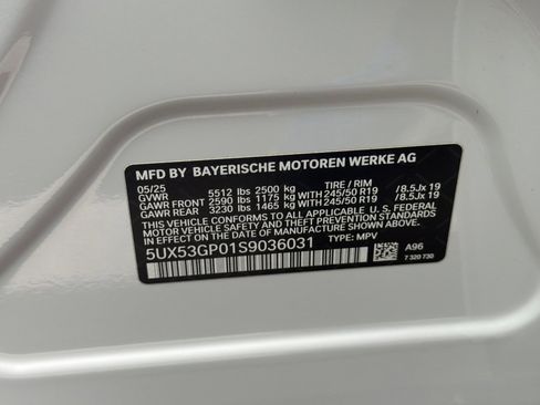 Used 2025 BMW X3 xDrive30i w/ Premium Package image 40