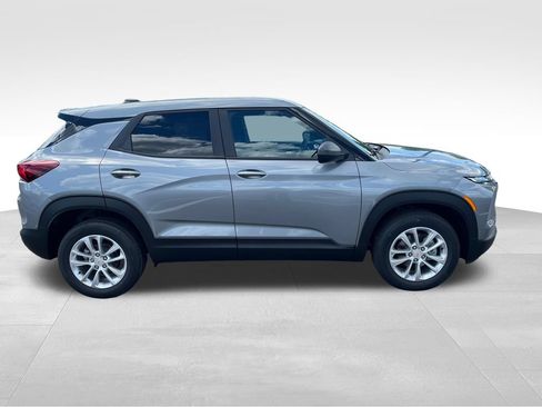 New 2026 Chevrolet TrailBlazer LS w/ LS Convenience Package AWD/4WD image 6