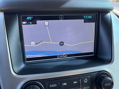 Used 2018 GMC Yukon SLT w/ Premium Edition image 17